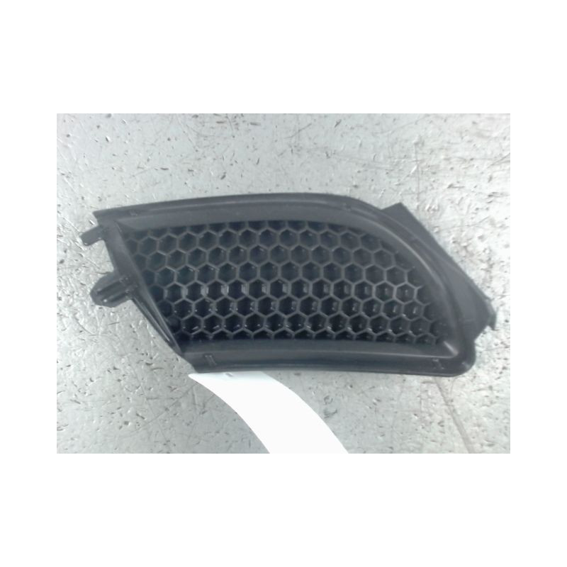 OBTURATEUR PHARE ADDITIONNEL PARE-CHOC AVG PEUGEOT 308