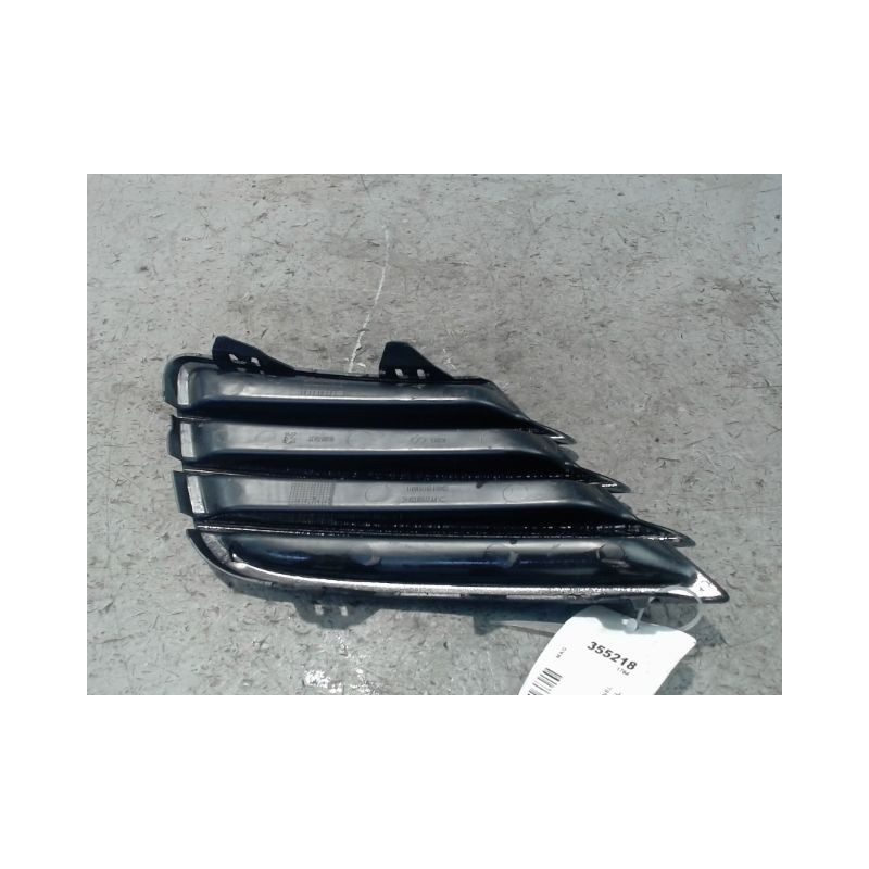 OBTURATEUR PHARE ADDITIONNEL PARE-CHOC AVG PEUGEOT 207 2009-