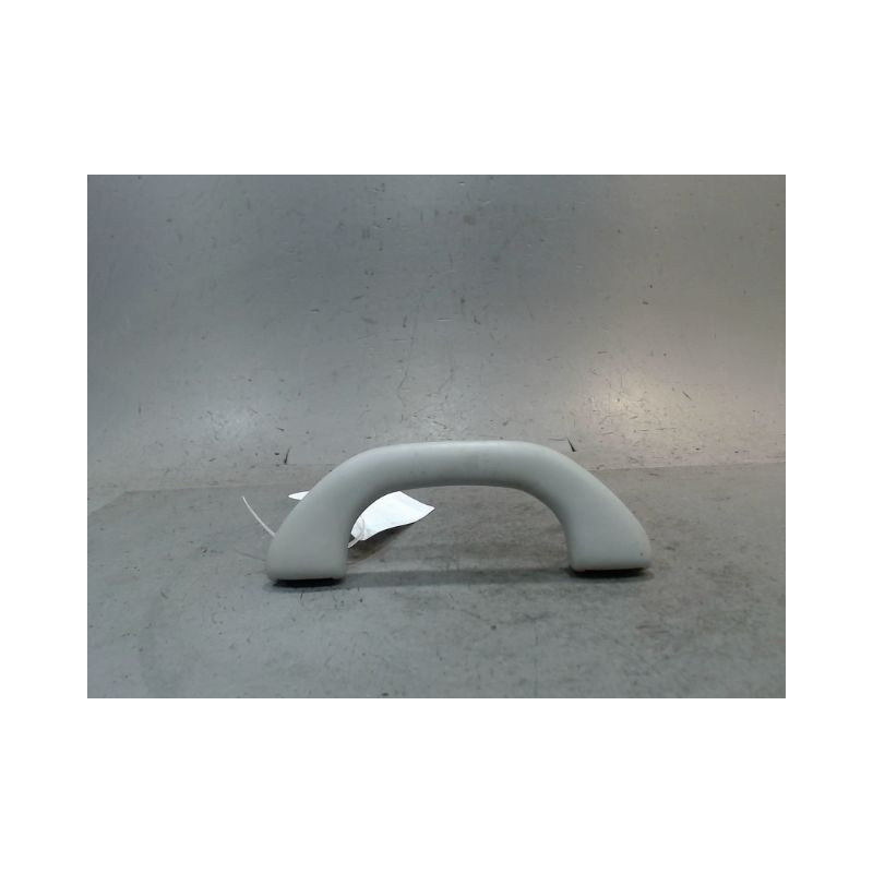 POIGNÉE DE MAINTIEN AVD SKODA FABIA