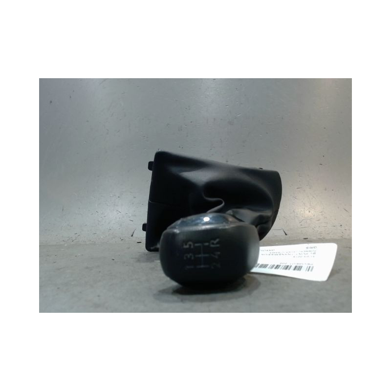 POMMEAU LEVIER VITESSES PEUGEOT 208 1.4 HDi