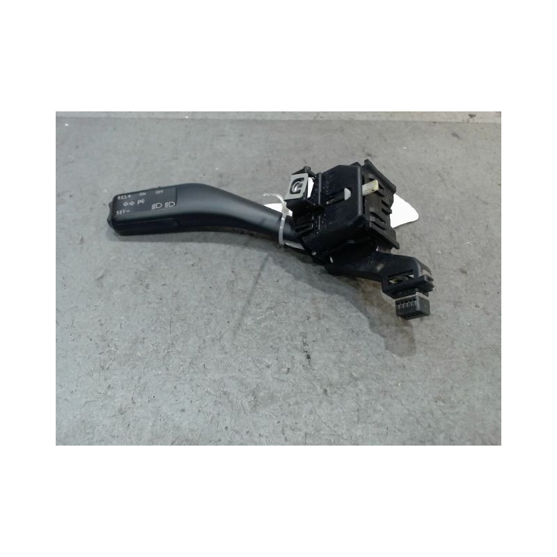 COMMANDE CLIGNOTANT VOLKSWAGEN TOURAN