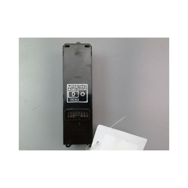 COMMANDE LEVE-GLACE PORTE AVG CITROEN C-ZERO