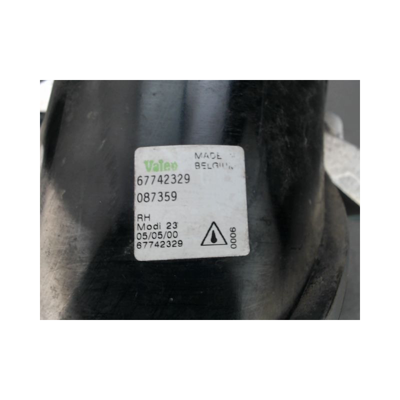 PHARE ANTIBROUILLARD AVANT DROIT PEUGEOT 206