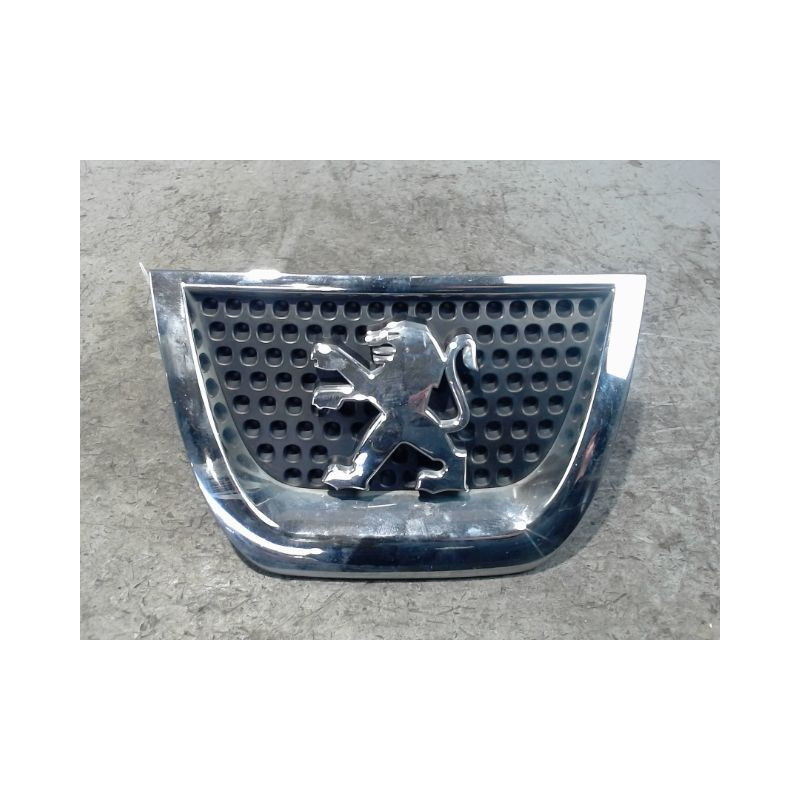 SIGLE CALANDRE PEUGEOT 3008 2009-