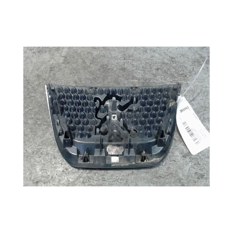 SIGLE CALANDRE PEUGEOT 3008 2009-