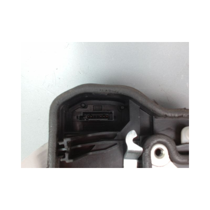 SYSTEME CONDAMNATION AVANT DROIT BMW SERIE 1 I Phase 2 (E87) 2007-2011