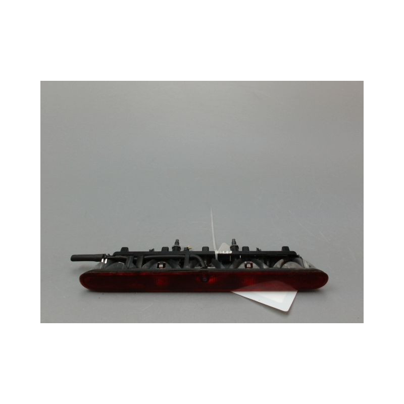 FEUX STOP SUPPLEMENTAIRE PEUGEOT 206 + 2009-2013