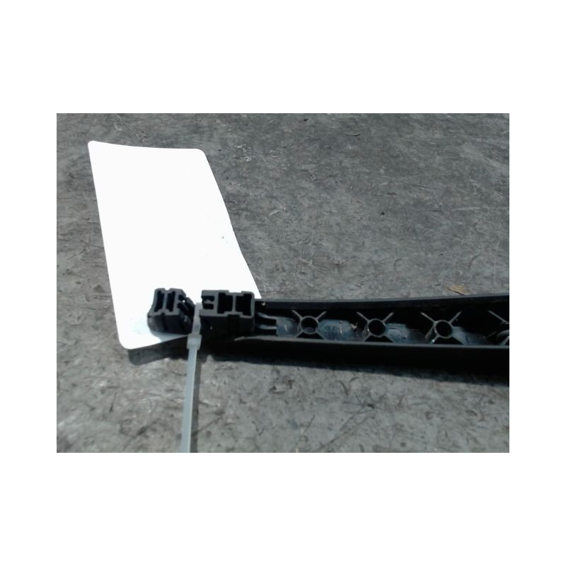 BRAS ESSUIE-GLACE ARRIERE PEUGEOT 308 SW 2008-