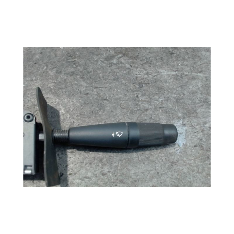 COMMANDE ESSUIE GLACE PEUGEOT 405 -92