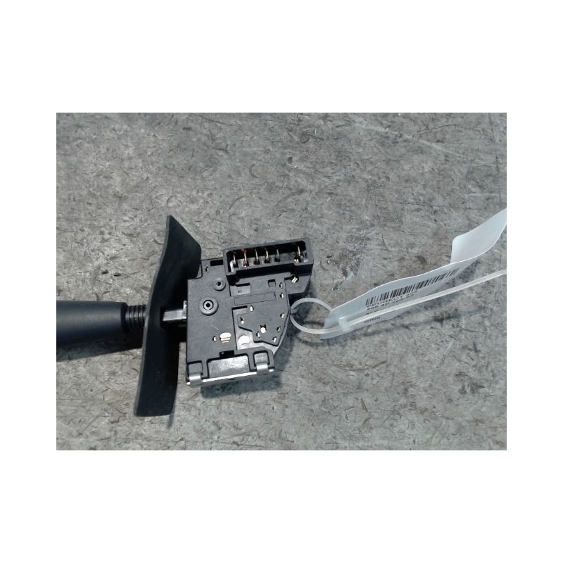 COMMANDE ESSUIE GLACE PEUGEOT 405 -92