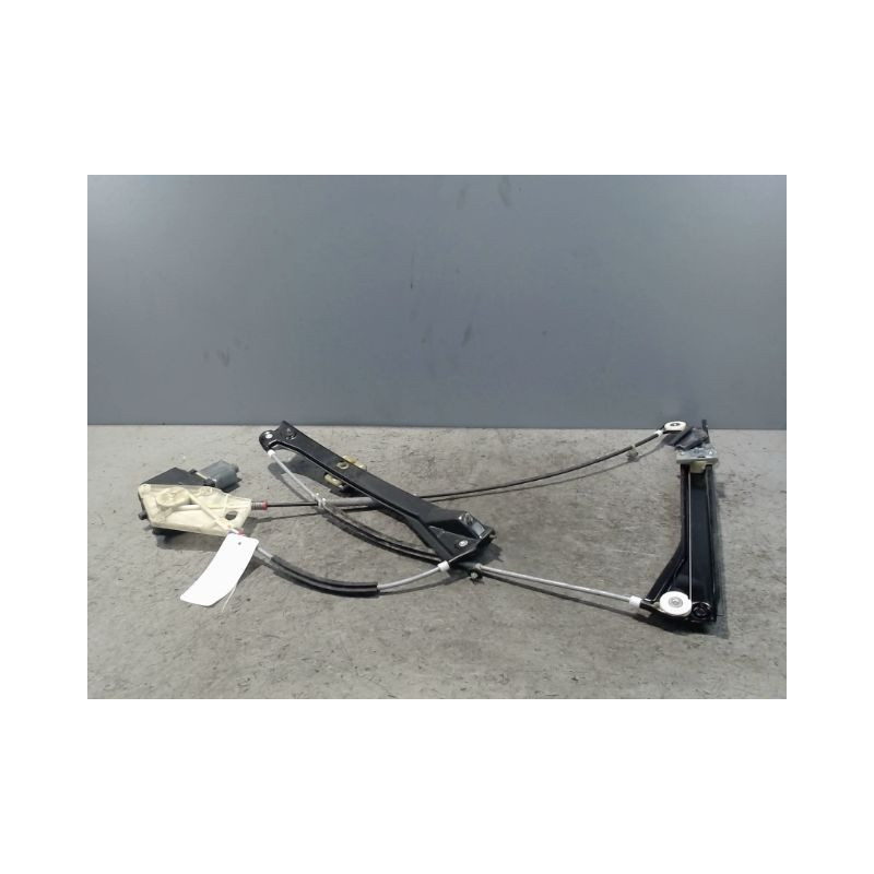 MECANISME+MOTEUR LEVE-GLACE AVANT GAUCHE VOLKSWAGEN POLO 2005-