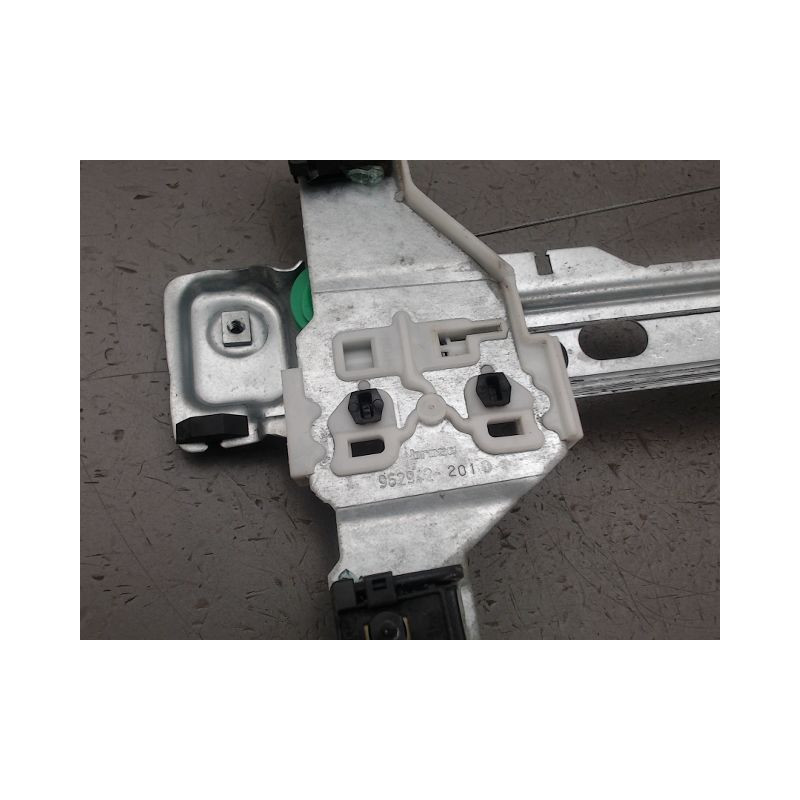 MECANISME LEVE-GLACE AVANT GAUCHE PEUGEOT 3008
