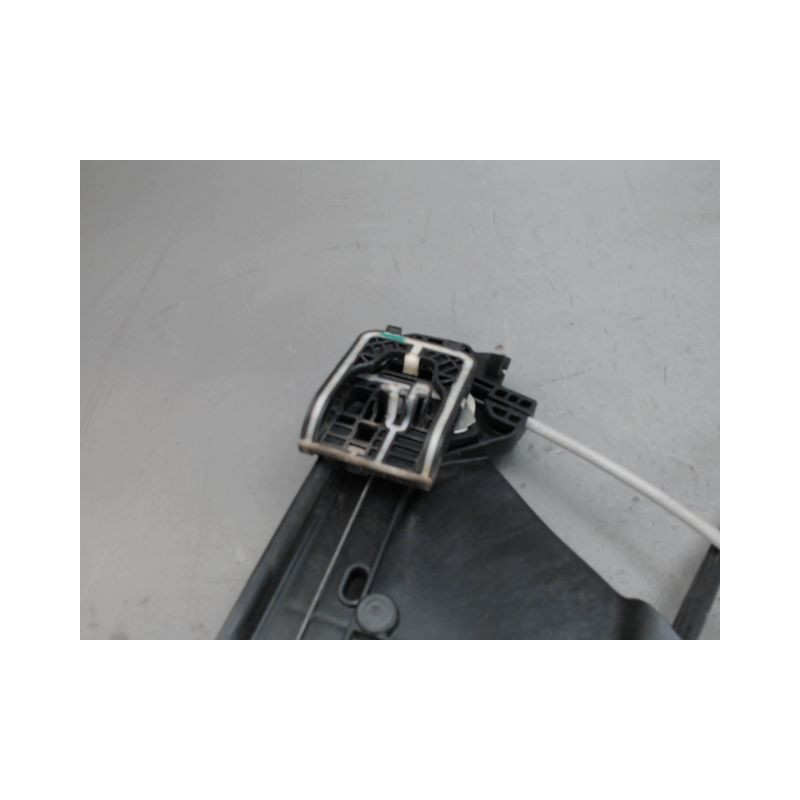 MECANISME LEVE-GLACE AVANT GAUCHE PEUGEOT 208