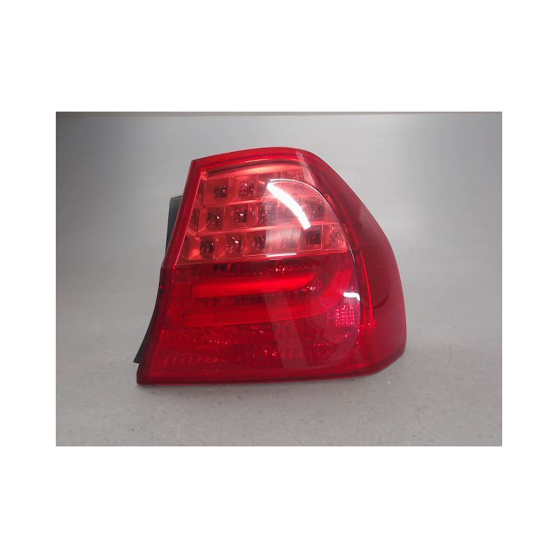 FEU ARRIERE DROIT B.M.W. SERIE 3