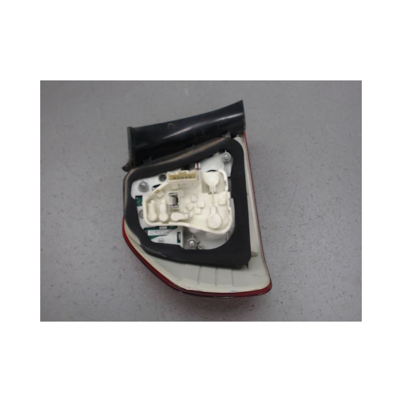 FEU ARRIERE DROIT B.M.W. SERIE 3