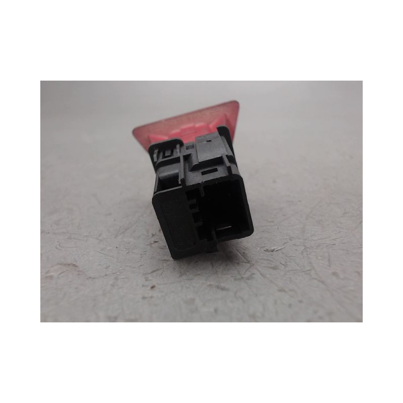 BOUTON DE WARNING PEUGEOT 307