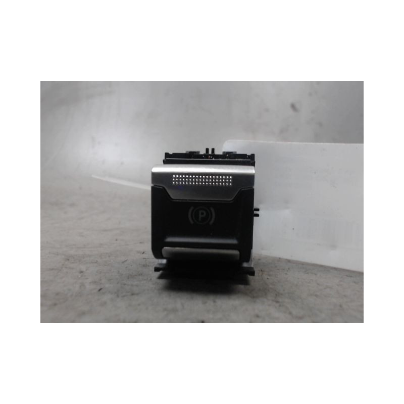 INTERIEUR COMMANDE FREIN A MAIN PEUGEOT 5008