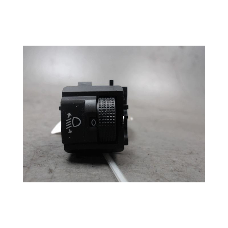 COMMANDE RÉGLAGE HAUTEUR DE PHARE PEUGEOT 5008