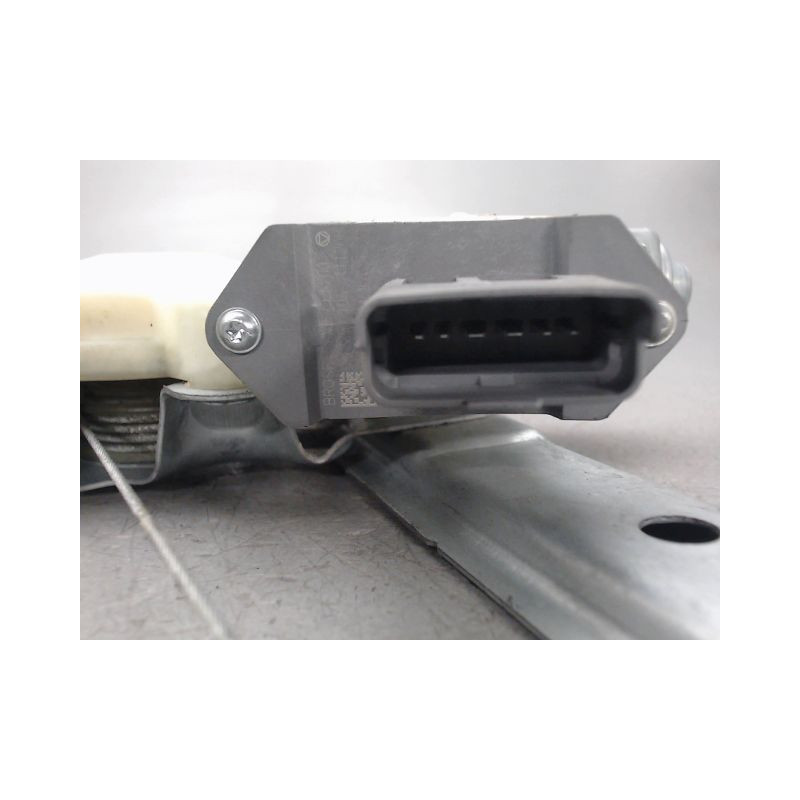 MECANISME LEVE-GLACE AVANT GAUCHE PEUGEOT 5008