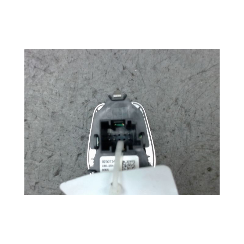 BOUTON DE DEMARRAGE B.M.W. SERIE 1