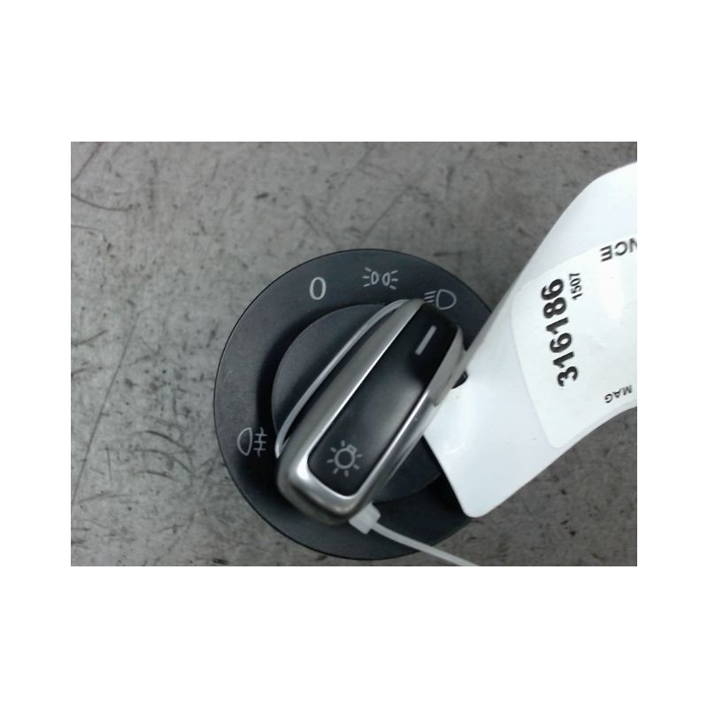 COMMANDE ECLAIRAGE VOLKSWAGEN SCIROCCO 2008-
