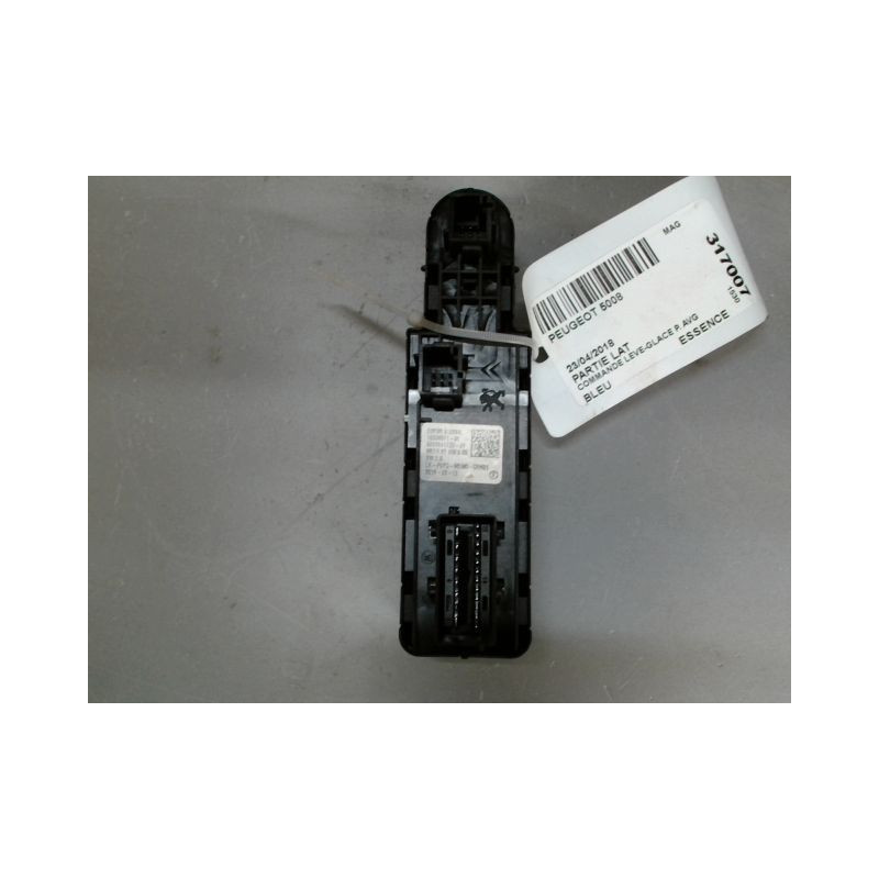 COMMANDE LEVE-GLACE PORTE AVG PEUGEOT 5008