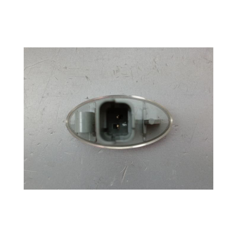 REPETITEUR AILE DROIT PEUGEOT PARTNER TEPEE 2008-