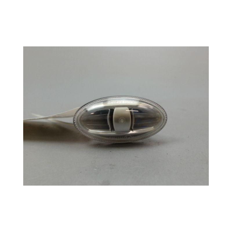 REPETITEUR AILE DROIT CITROEN C4 CACTUS