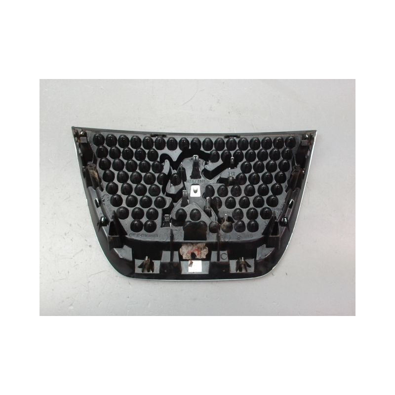 SIGLE CALANDRE PEUGEOT 3008 BREAK I Phase 1 2009-2013