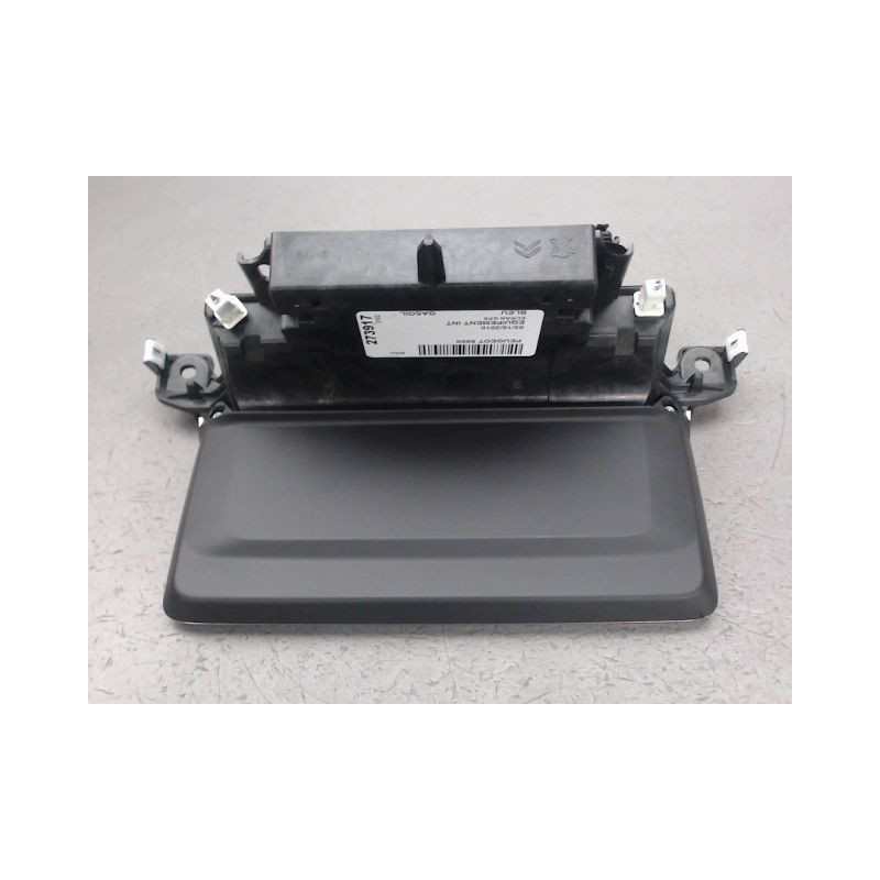 ECRAN GPS PEUGEOT 5008
