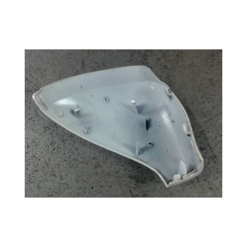 CARENAGE RETROVISEUR EXTERIEUR GAUCHE PEUGEOT 207 3P