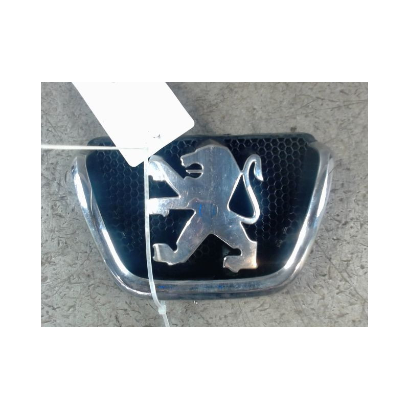 SIGLE CALANDRE PEUGEOT 206 SW 02-06