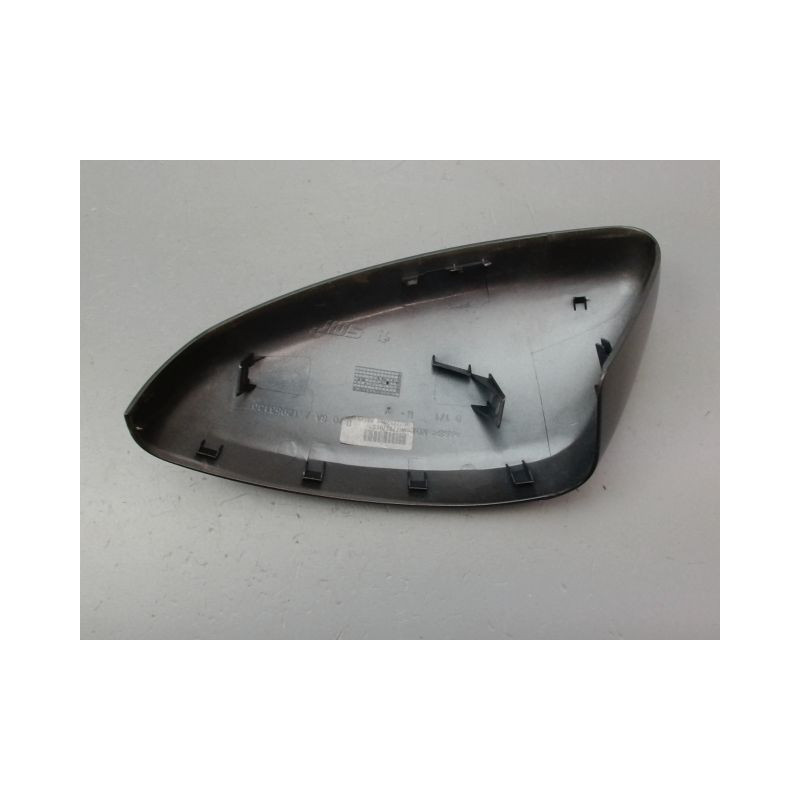 CARENAGE RETROVISEUR EXTERIEUR DROIT PEUGEOT 308 2011-