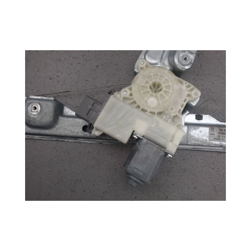 MECANISME LEVE-GLACE AVANT GAUCHE PEUGEOT 3008