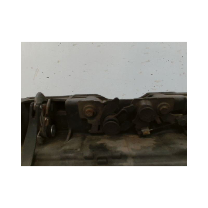 TRAVERSE SUPERIEURE ARMATURE AVANT PEUGEOT 308