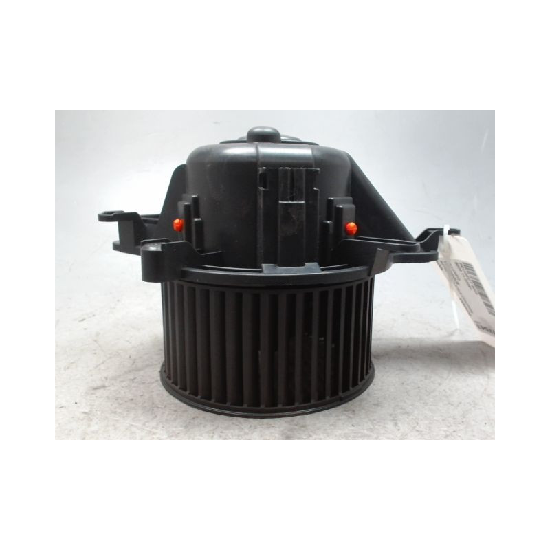 MOTEUR VENTILATEUR CHAUFFAGE PEUGEOT 5008 2009-