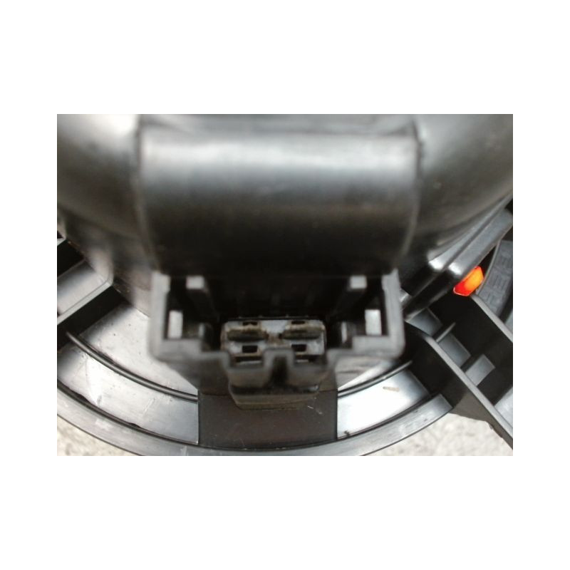 MOTEUR VENTILATEUR CHAUFFAGE PEUGEOT 5008 2009-