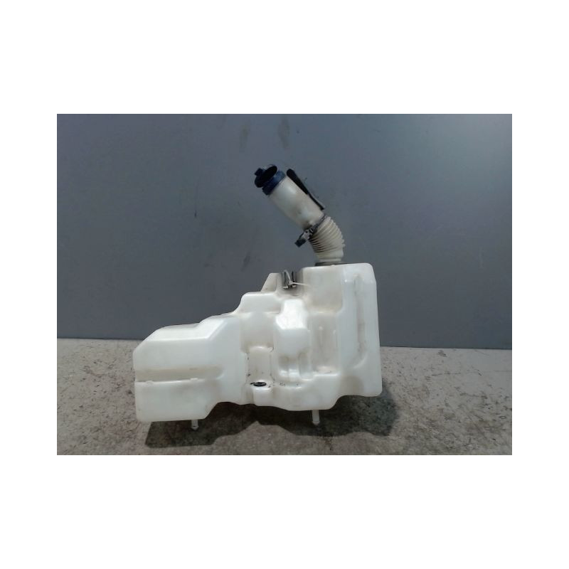 RESERVOIR LAVE-GLACE AVANT PEUGEOT BOXER