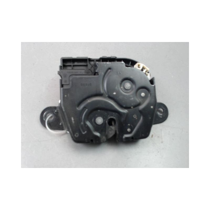 SERRURE HAYON  BMW SERIE 2