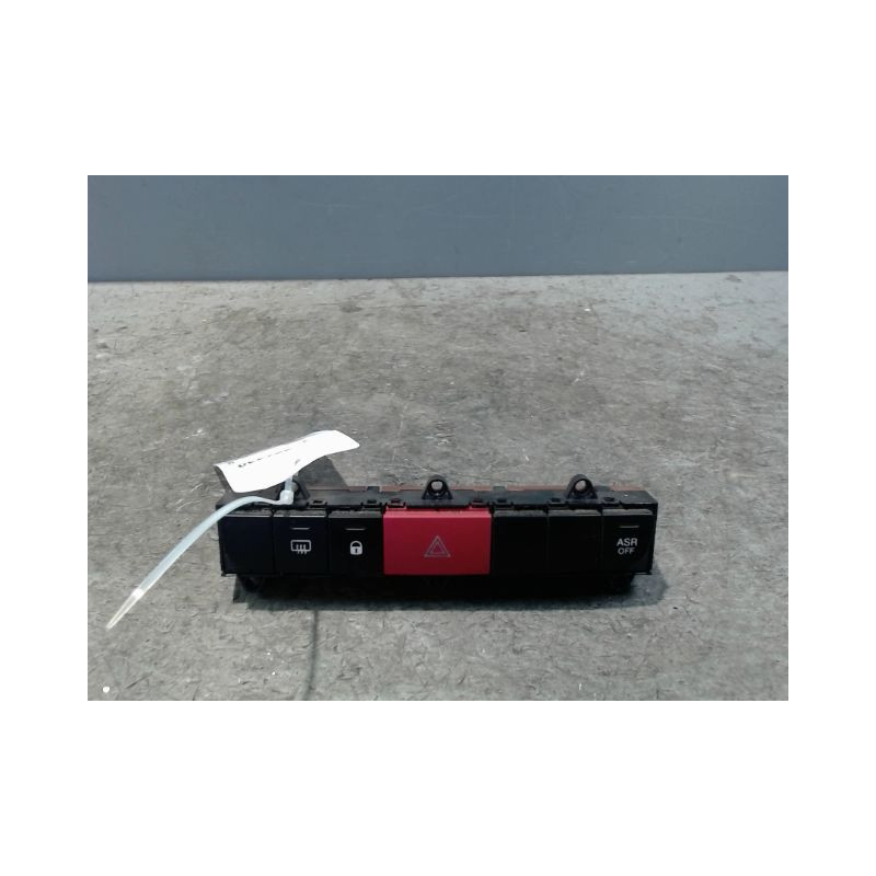 BOUTON DE WARNING PEUGEOT BOXER