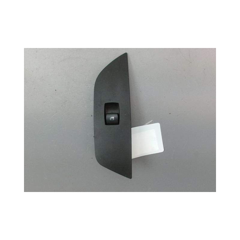 COMMANDE LEVE-GLACE PORTE AVD BMW X1