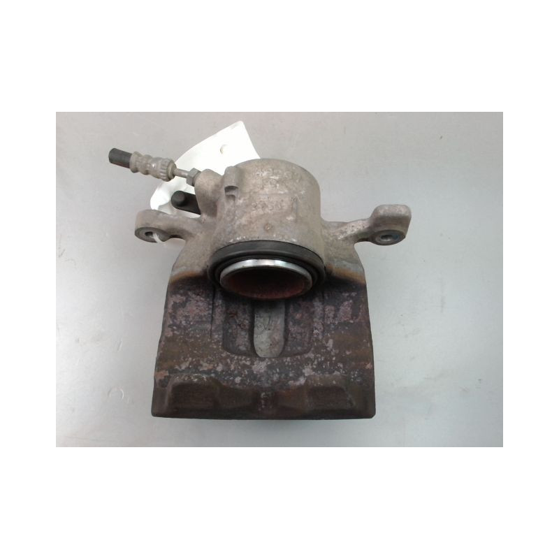 ETRIER DE FREIN AVANT GAUCHE B.M.W. X2
