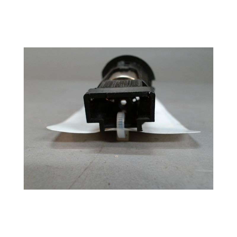 PRISE 12V AV PEUGEOT 308
