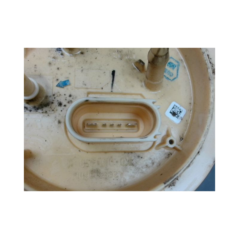 POMPE CARBURANT IMMERGEE VOLKSWAGEN GOLF VI 2008-