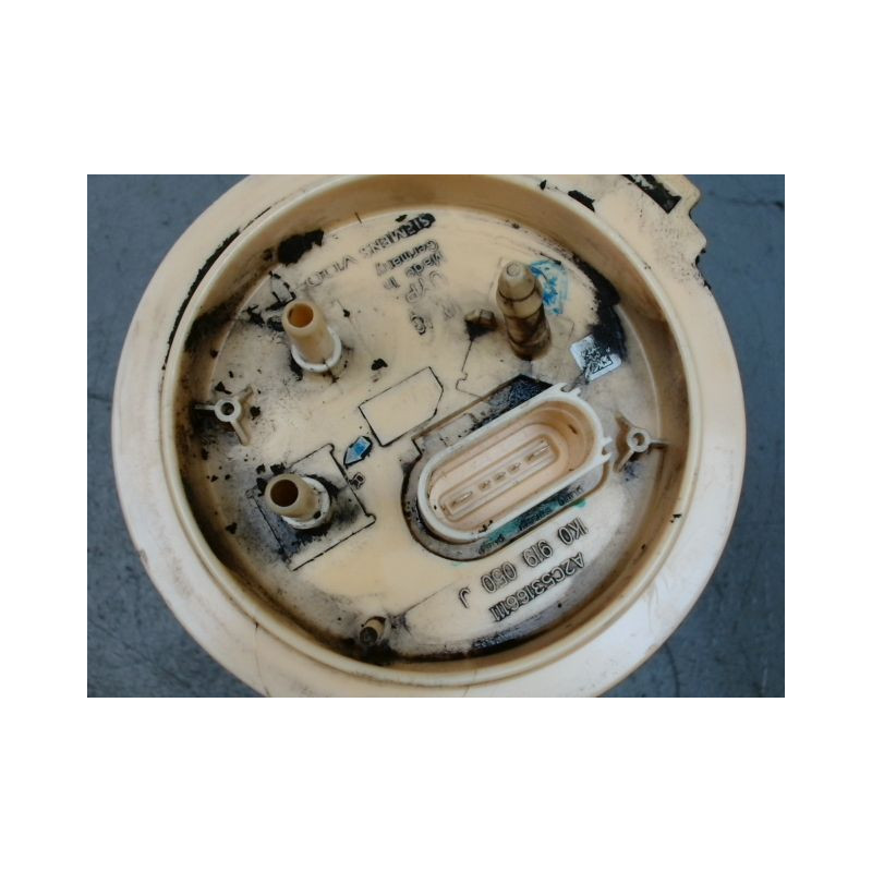 POMPE CARBURANT IMMERGEE VOLKSWAGEN GOLF VI 2008-