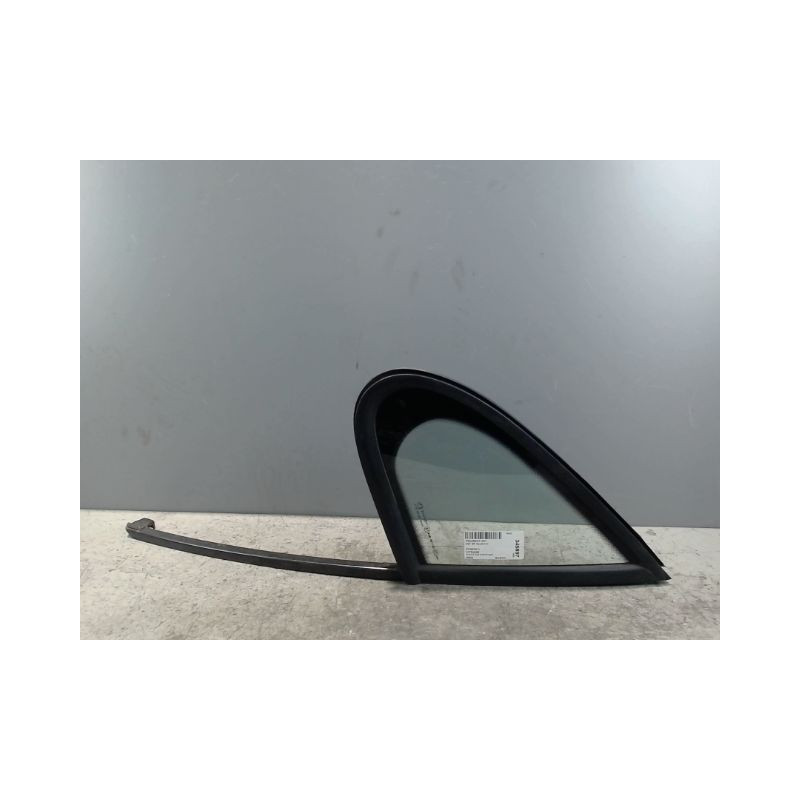 GLACE FIXE PORTE AVG PEUGEOT 207 2011-