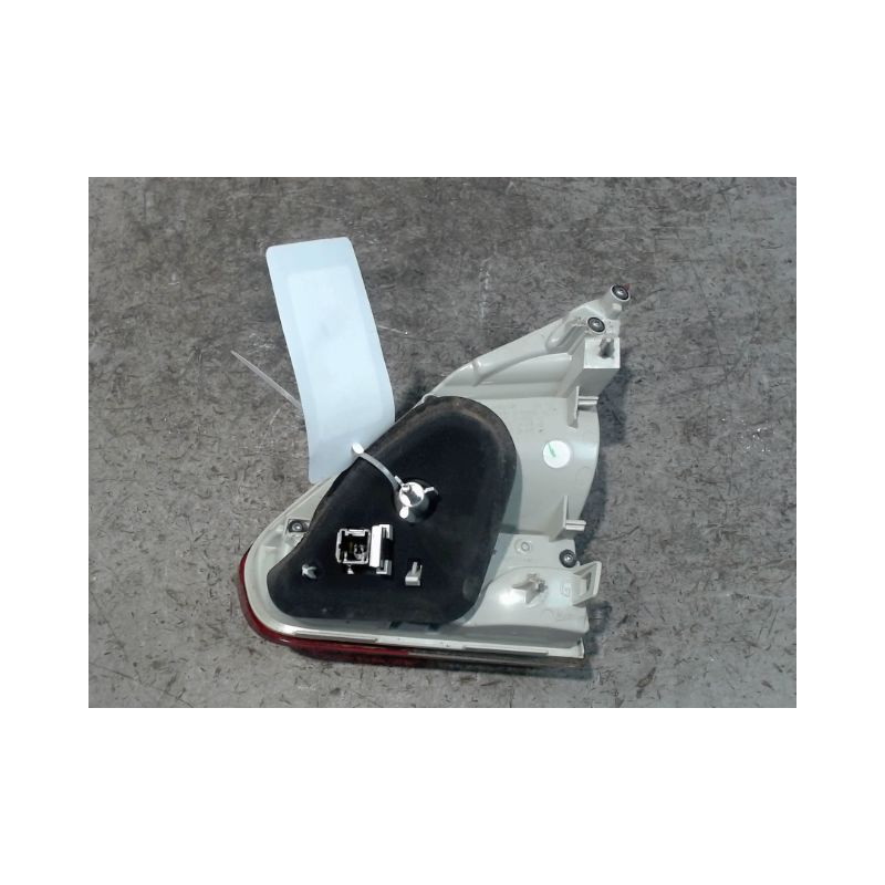 FEU ARRIERE INTERIEUR GAUCHE PEUGEOT 2008