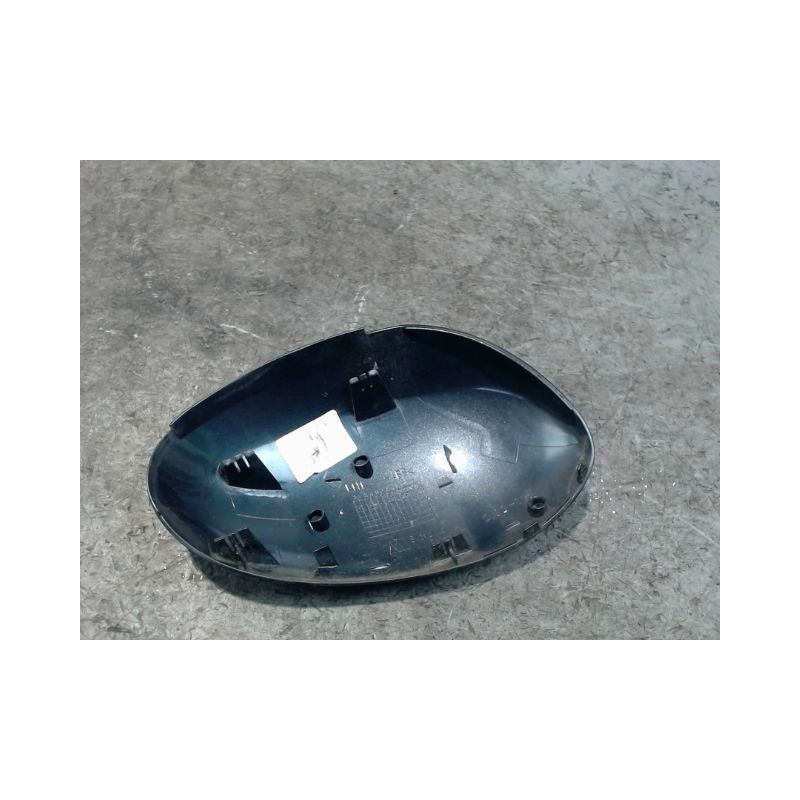CARENAGE RETROVISEUR EXTERIEUR GAUCHE PEUGEOT 107 5P