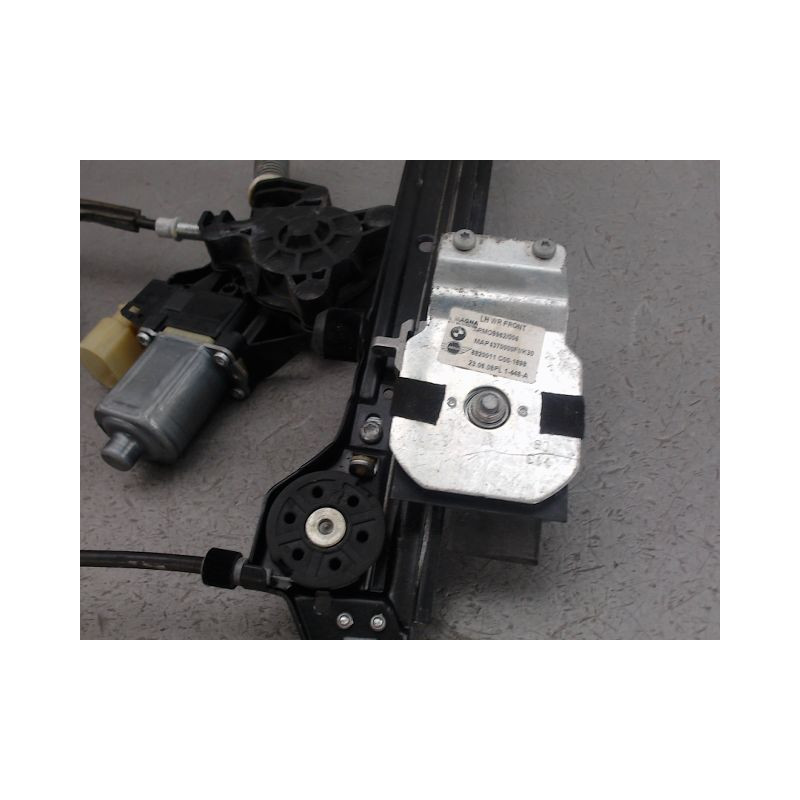 MECANISME LEVE-GLACE AVANT GAUCHE MINI MINI