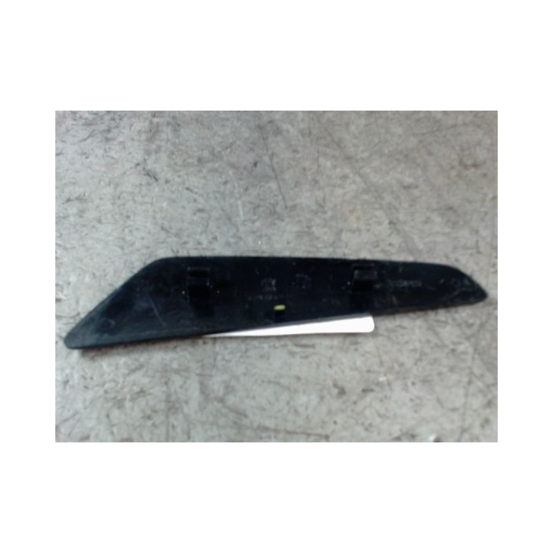 ENJOLIVEUR AILE ARRIERE DROIT PEUGEOT 208